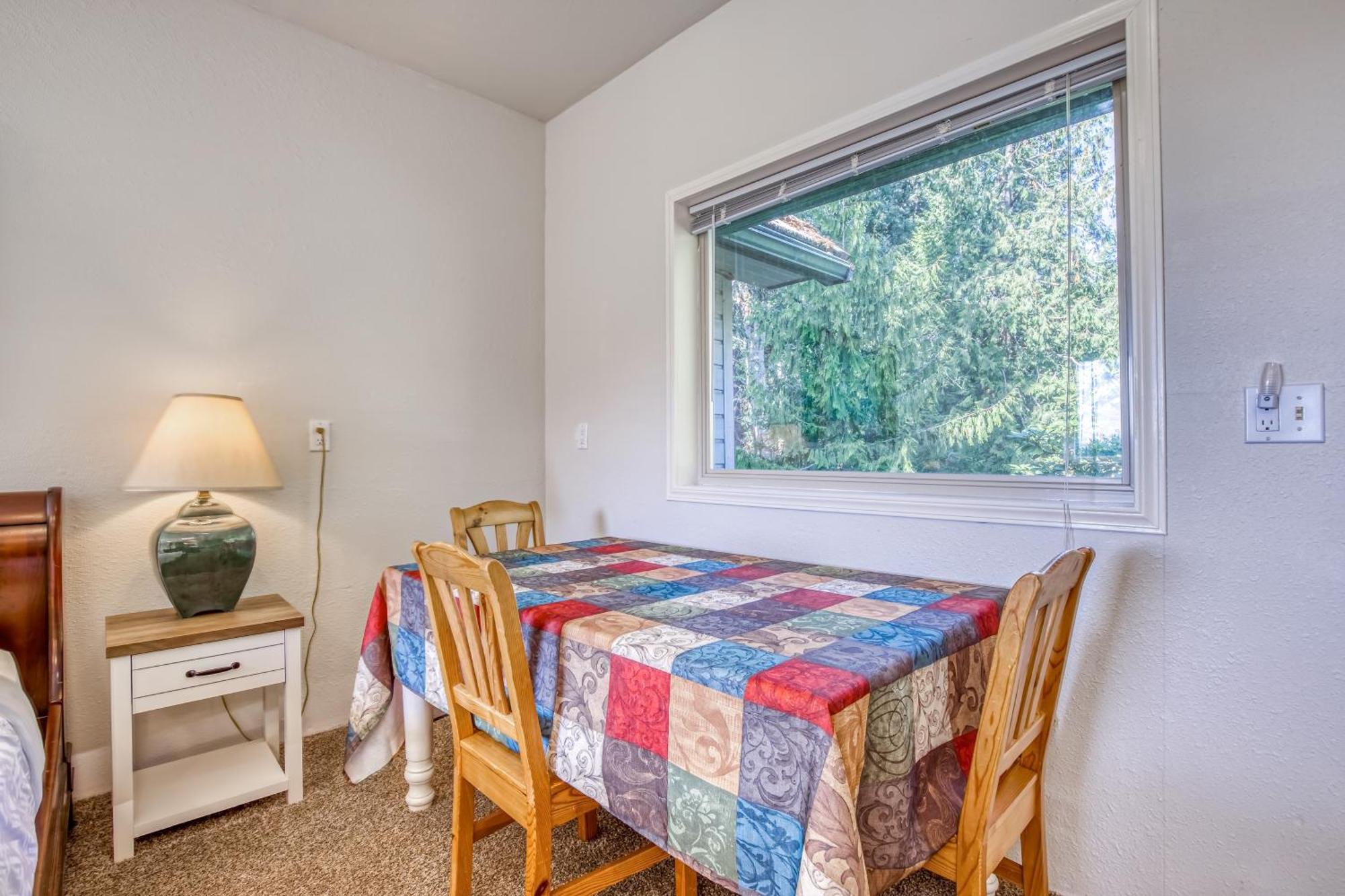 The Quintessa Cottage Clinton Εξωτερικό φωτογραφία